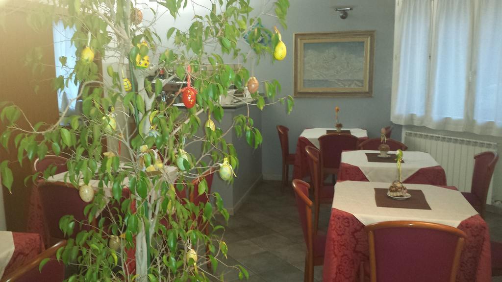 Adelphi Room & Breakfast Феррара Экстерьер фото